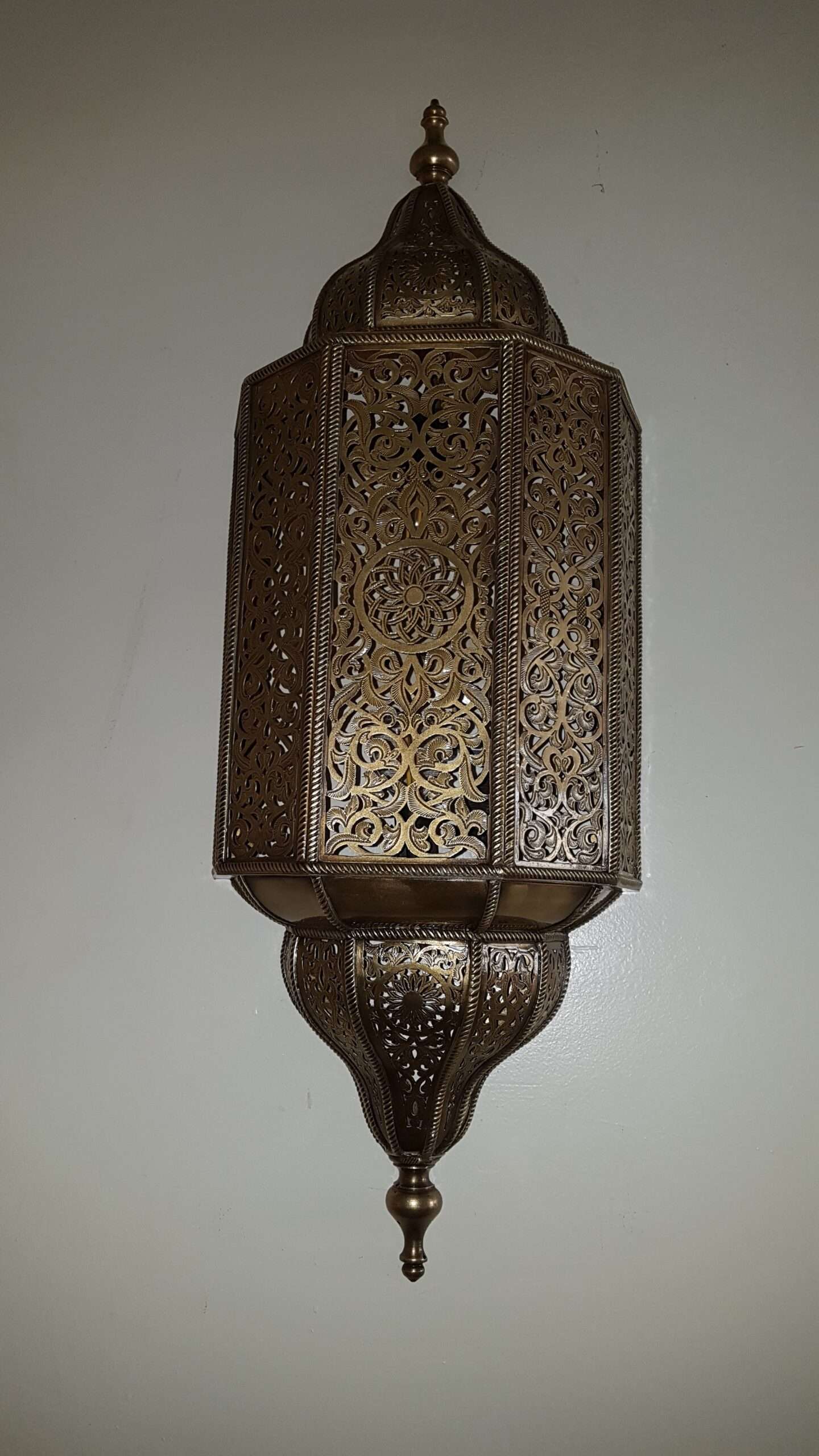 Moroccan lamp, Moroccan sconce, wall sconce , traditionel sconce, sconce light, wall lamp, copper sconce, Moroccan Mosaic Lighting - Image 3