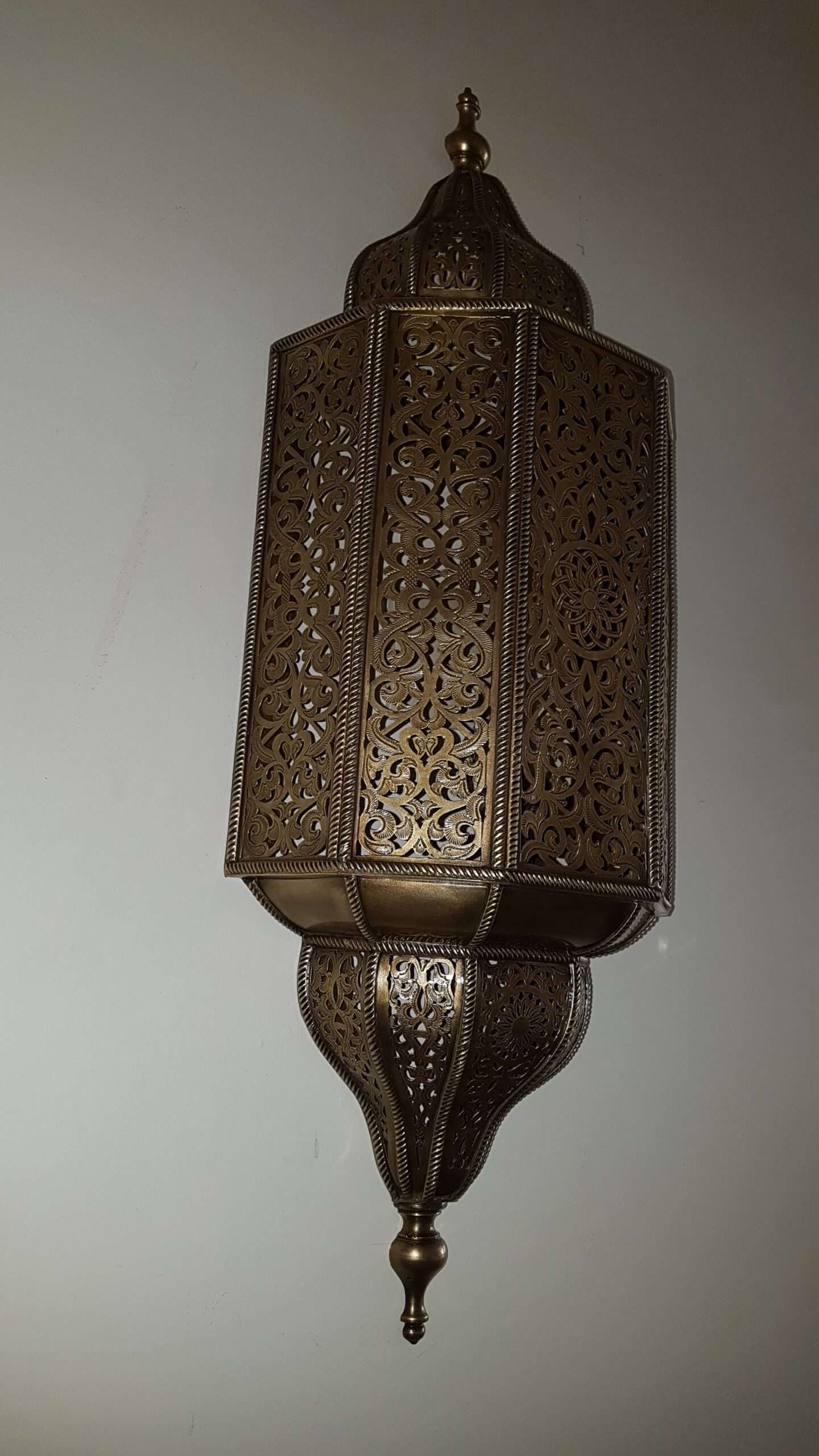 Moroccan lamp, Moroccan sconce, wall sconce , traditionel sconce, sconce light, wall lamp, copper sconce, Moroccan Mosaic Lighting - Image 4