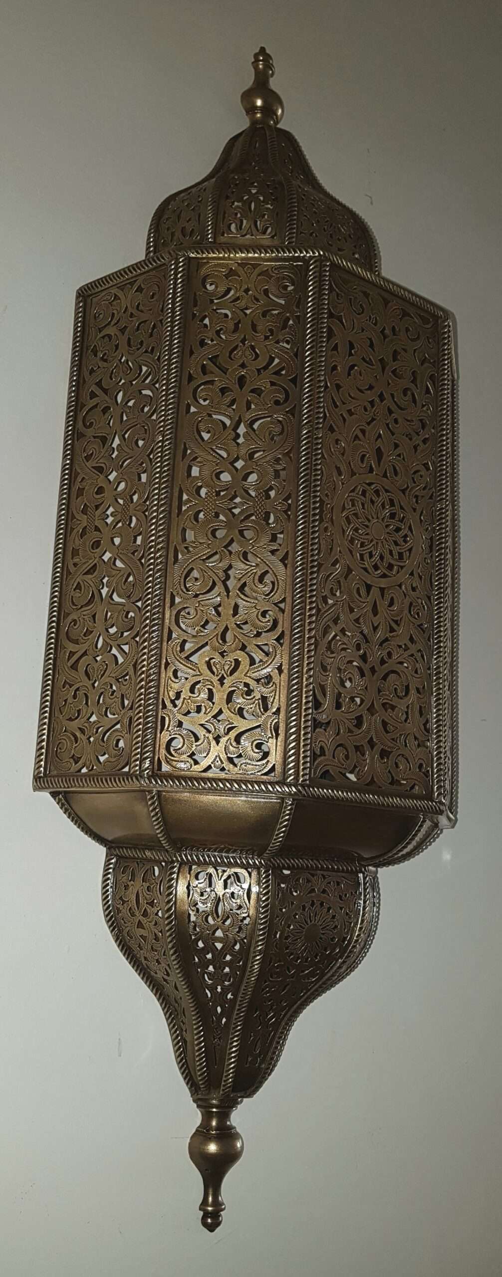Moroccan lamp, Moroccan sconce, wall sconce , traditionel sconce, sconce light, wall lamp, copper sconce, Moroccan Mosaic Lighting - Image 6